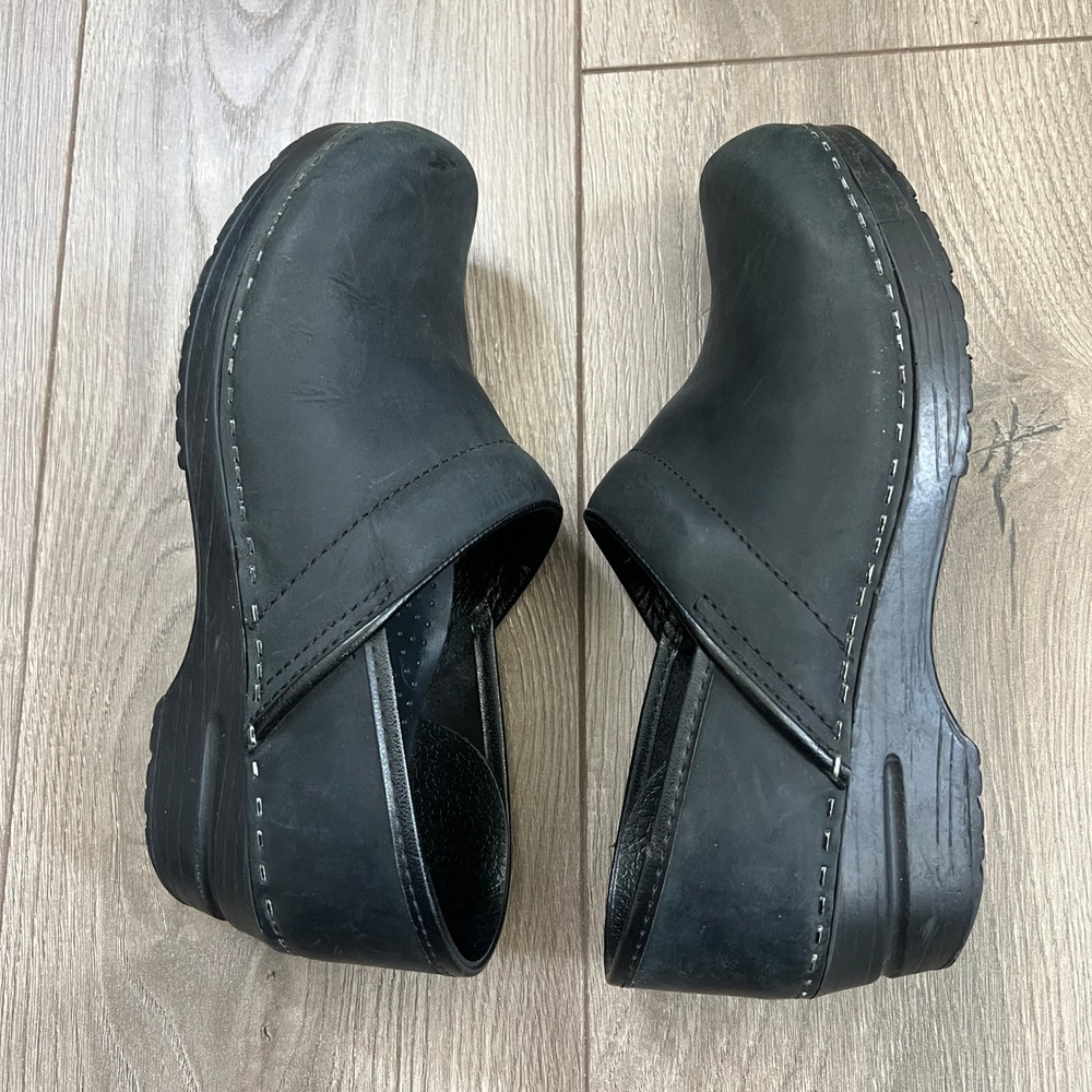 Dansko EU 38 US 8.5-9 Professional Leather Matte Black Clogs Slip On Comfort